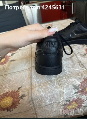 Оригинални Nike маратонки , снимка 3 - Маратонки - 54413450