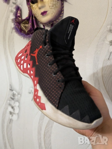 маратонки Nike JUMPMAN DIAMOND MID номер 40 ,5 , снимка 9 - Маратонки - 54635701