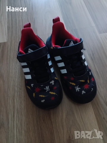 Маратонки Adidas 26 1/2