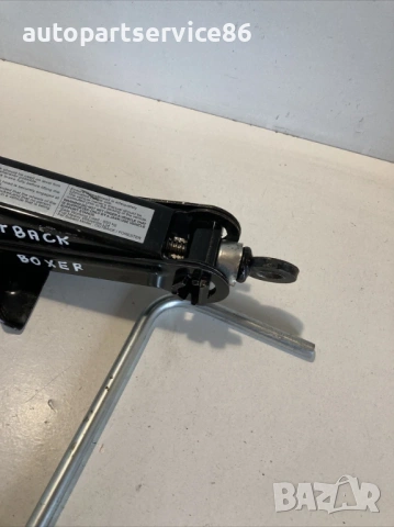 Джак за кола за Subaru Outback 2.0D (2010), снимка 3 - Части - 54216119