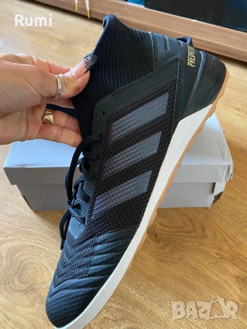 Нови оригинални Футболни обувки adidas Predator 19.3 In ! 40 н, снимка 2 - Маратонки - 54657644
