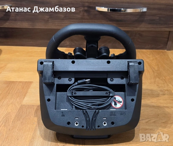 Състезателен волан, педали и скоростен лост Logitech TRUEFORCE G923, снимка 3 - Аксесоари - 54102199