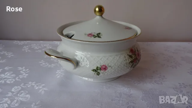 Красиви  супник и плато Seltmann Weiden "Annabell" с декорация "Rote Rosen" , снимка 4 - Сервизи - 55453643