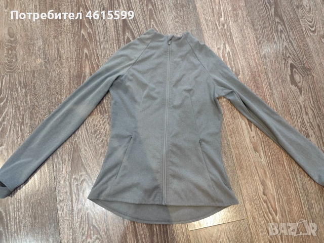 спортна блузка с цип  на Oysho 