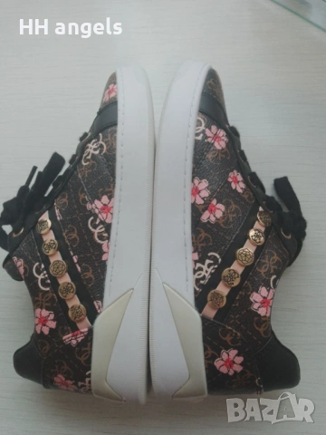 Guess Roxo флорални сникърси, снимка 6 - Маратонки - 54398967