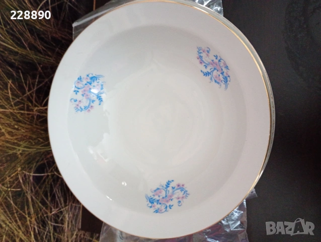 Купи Български порцелан , снимка 9 - Чинии - 51194658