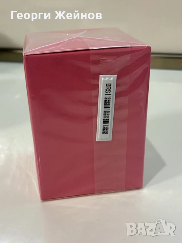 Valentino Donna Born in Roma Intense Парфюмна вода за жени EDP, снимка 3 - Дамски парфюми - 55647207