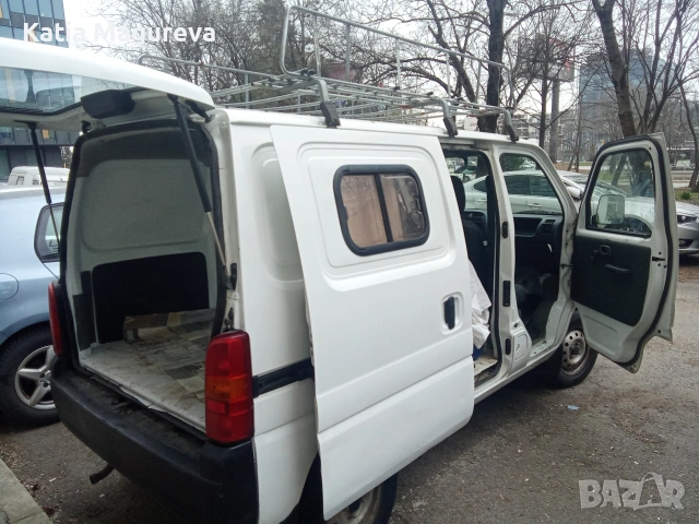 Малък бус за кемпер Suzuki Carry Van 2004, снимка 3 - Бусове и автобуси - 53950915