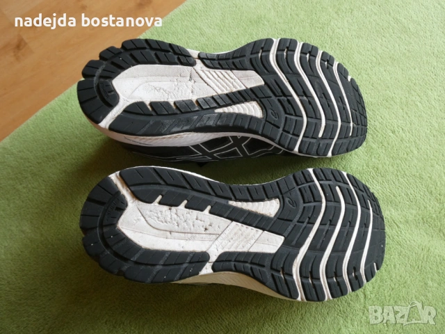 продавам дамски маратонки ascics gt1000 flyfoam,номер 36 в черно и бяло, снимка 5 - Маратонки - 54132129