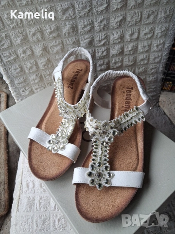 Елегантни бели сандали с камъни - Tendenz Comfort, снимка 3 - Сандали - 54032717