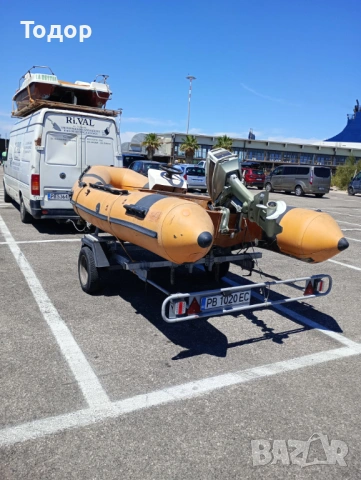 Продавам Лодка Rib-Bat 4,5м дълга, с конзола, волан, червяк и жила, внос от Италия, снимка 10 - Воден транспорт - 54870620