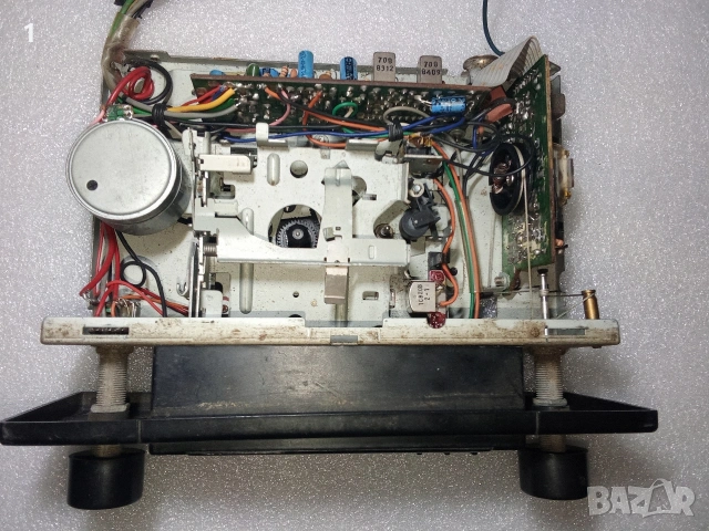 Радиокасетофон за части, снимка 4 - Радиокасетофони, транзистори - 54166472