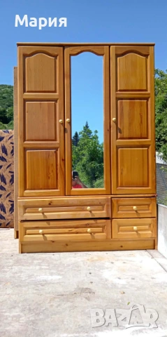 Продавам трикрилен гардероб, снимка 5 - Гардероби - 54902505