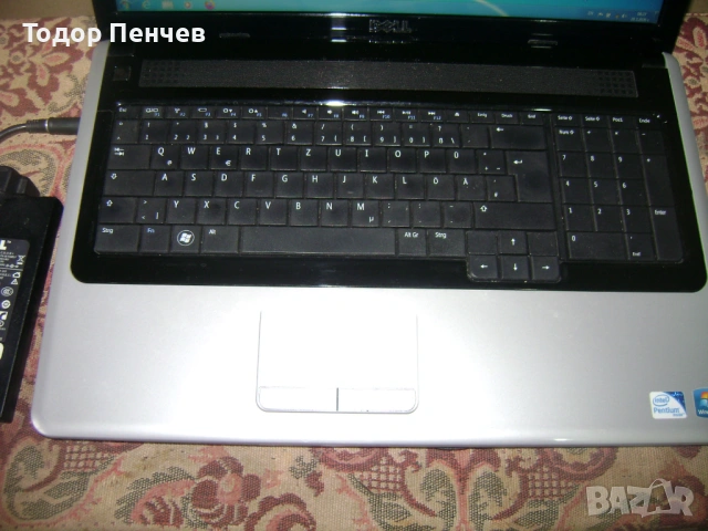 Dell Inspiron 1750 - 17.3., Dual Core, 4 GB RAM, 320 GB HDD, снимка 4 - Лаптопи за дома - 54003411