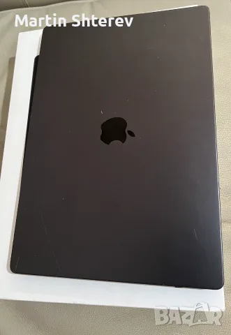 Macbook Pro 16 M4 24GB RAM / 512GB SSD / 100% / драскотини, снимка 2 - Лаптопи за работа - 55354939