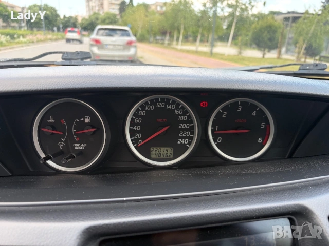 Nissan Primera 2002, снимка 6 - Автомобили и джипове - 54812881
