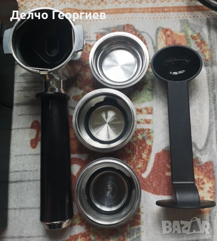 Кафемашина DeLonghi ECP 33.21 BK , снимка 2 - Кафемашини - 53976896