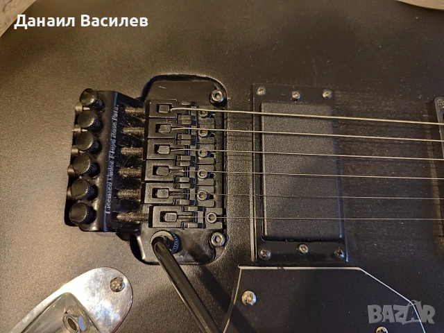 Електрическа китара Behringer Super Strat style в отлично състояние., снимка 6 - Китари - 54592934