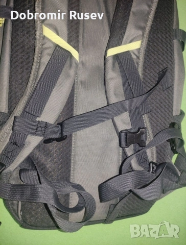Раница 30L Quechua Decathlon , снимка 8 - Спортна екипировка - 54905507