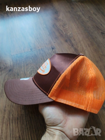 von dutch - страхотна шапка НОВА БЕЗ ЕТИКЕТИ, снимка 4 - Шапки - 54697067