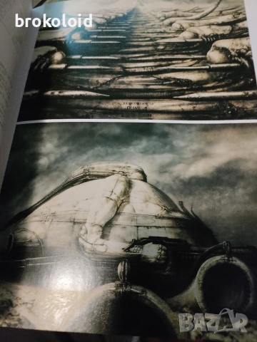 Х. Р. Гигер (H.R. Giger) ARh+ – Арт албум на български език, снимка 4 - Други - 54599069