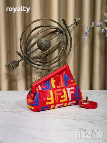 Fendi Нова Дамска Чанта Фенди Различни Цветове , снимка 9 - Чанти - 55316973