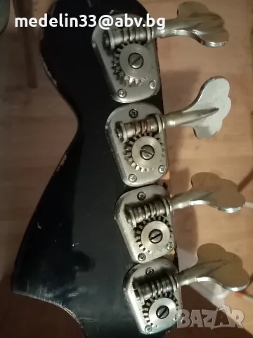 Klira Texas bass 351,Relic, West Germany 1960,short scale, sunburst, бас китара, снимка 17 - Китари - 55652044