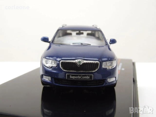 Skoda Superb II Kombi 2008 - мащаб 1:43 на ixo models моделът е нов в PVC дисплей-кейс, снимка 6 - Колекции - 54971582