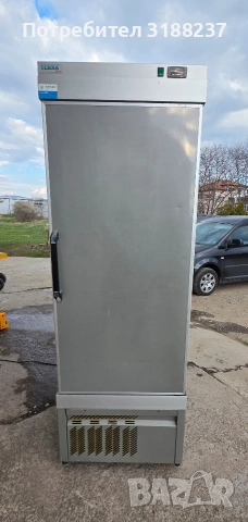 Италиански сладоледен фризер Tekna, снимка 2 - Хладилни витрини и фризери - 54071808