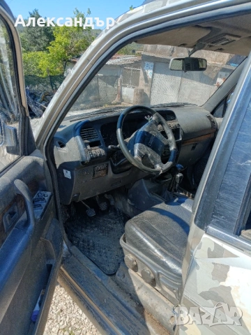Исузу трипер с двигател мерцедес, снимка 4 - Автомобили и джипове - 54407739