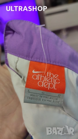 Nike L size Мъжки бански в отлично състояние, снимка 4 - Къси панталони - 54840724