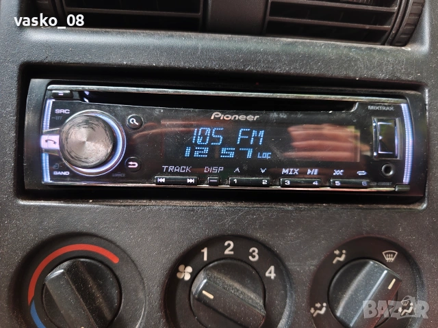 Pioneer deh 5800 bt Авто , Радио, CD плеар, снимка 2 - Аксесоари и консумативи - 55069187