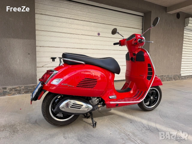 Vespa GTS Super 300