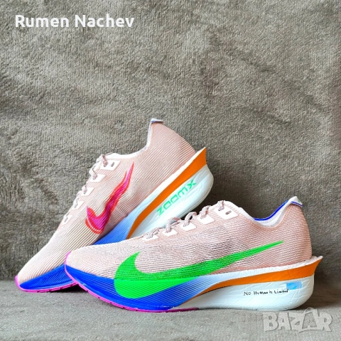 Nike Vaporfly 4 „No Human is limited“, снимка 2 - Маратонки - 54195556