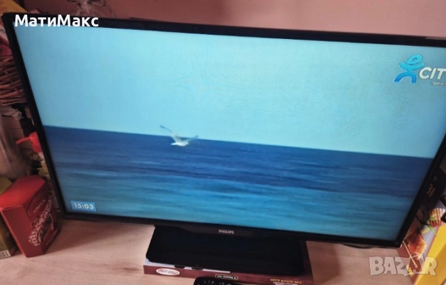 Телевизор Philips 32", снимка 3 - Телевизори - 54075660