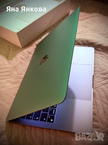 MacBook Pro M2 2022 • Като нов • Пълен комплект, снимка 5 - Лаптопи за работа - 54545216