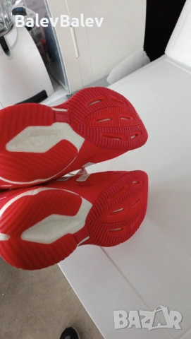 Маратонки Adidas , снимка 2 - Спортни обувки - 54239517