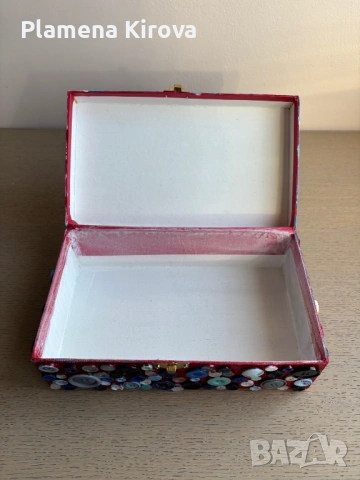 Декоративна кутия с копчета | Ръчна изработка, снимка 8 - Декорация за дома - 54223173