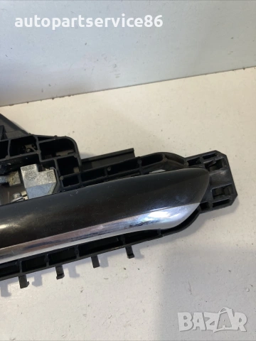 Външна дръжка за задна лява врата черна за Mercedes ML W164 (2007) 1647600570, снимка 2 - Части - 55262367