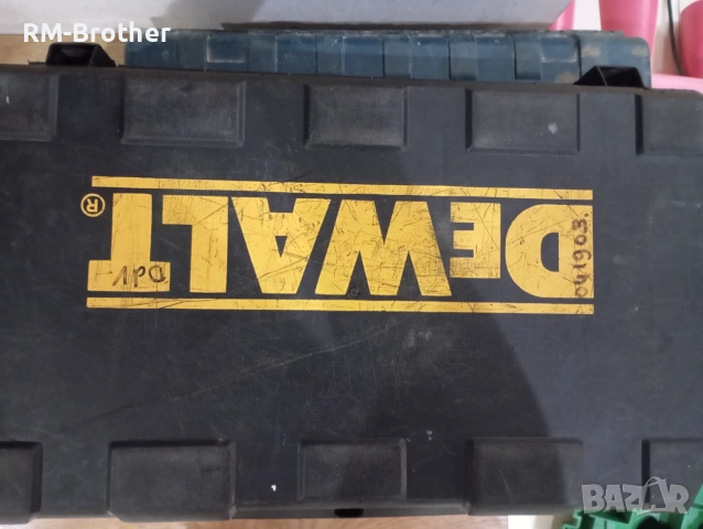 Комплект винтоверт ударен гайковерт зарядно и батерии DeWalt, снимка 7 - Винтоверти - 55243671