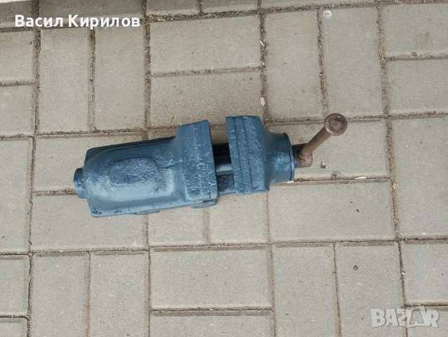 Менгеме 16 кг Челюсти 100мм Българско 