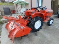 Японски трактор Kubota B40 , снимка 3
