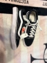 Vans, снимка 1