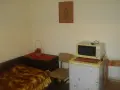 ЕВТИНА КВАРТИРА 200 € 2 СТАИ ОТ АПАРТАМЕНТ ОБЗАВЕДЕНИ ДО БОЛНИЦАТА ЗА 2 УЧЕНИЧКИ СТУДЕНТКИ С ХАЗАЙ, снимка 15