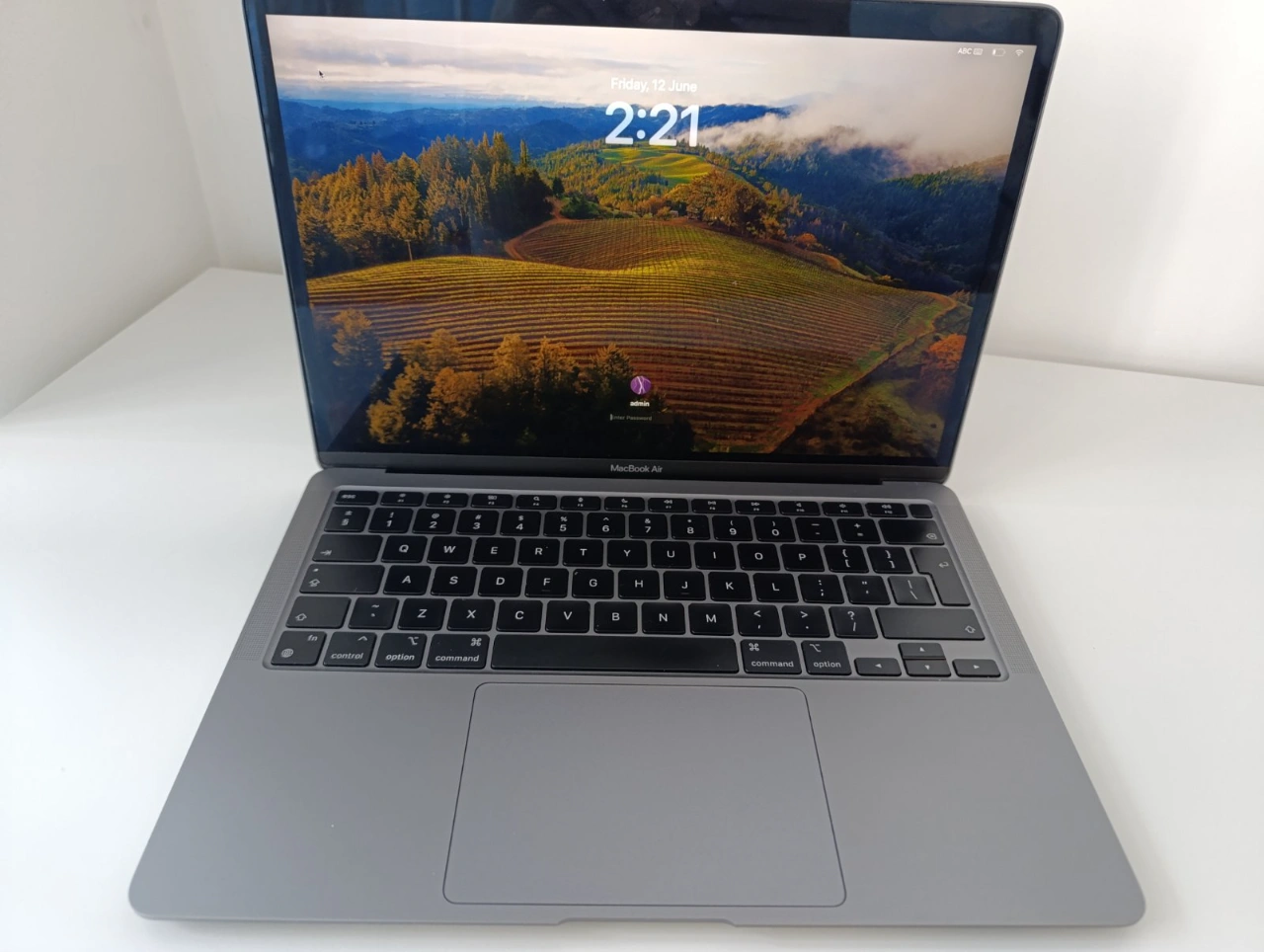 Apple MacBook Air M1 13.3