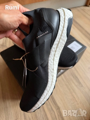 Оригинални нови маратонки Adidas UltraBoost 4.0 DNA ! 36 н, снимка 2 - Маратонки - 54782260