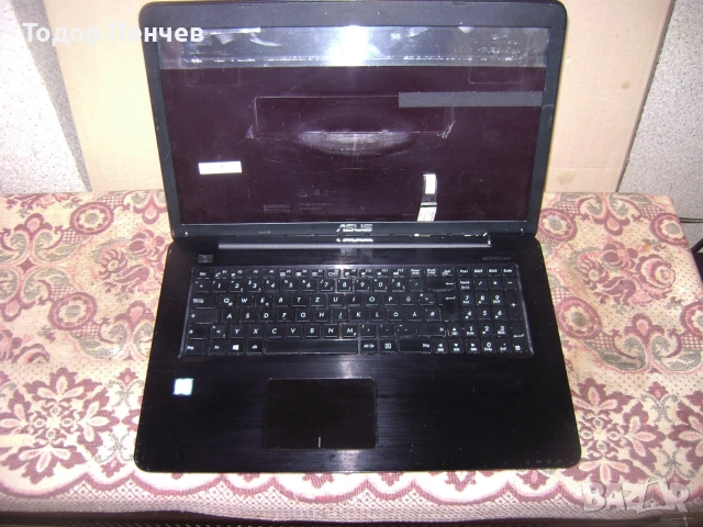 Asus 17 inch, Core i7 7 gen. 16 GB RAM, 128 SSD + 1 tb SATA