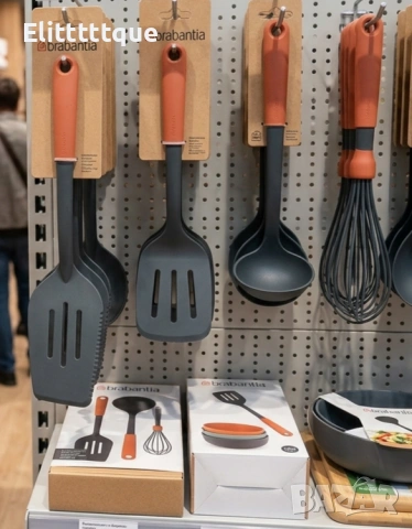 Шпатула за рязане и сервиране на различни ястия Brabantia Tasty+ Terracotta Pink