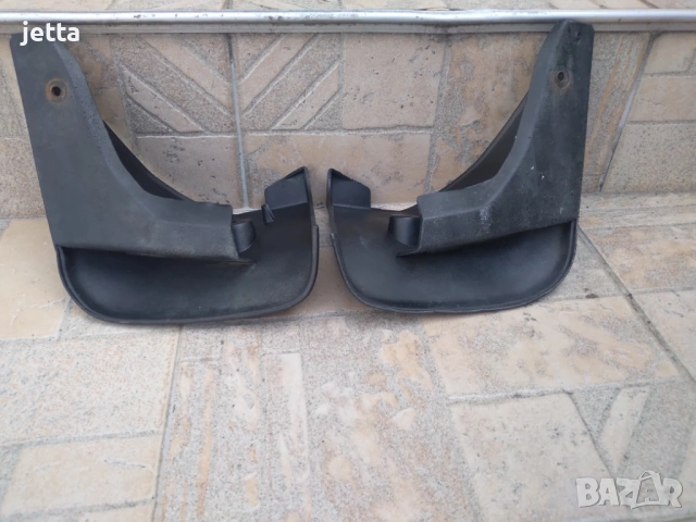 Задни калобрани за Тойота Корола Версо, снимка 4 - Аксесоари и консумативи - 54180946