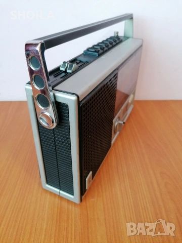 Grundig music boy 1100, снимка 6 - Радиокасетофони, транзистори - 54234693